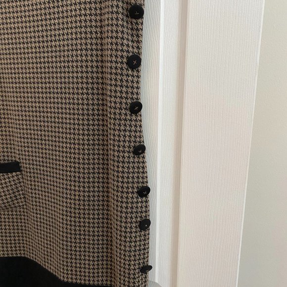 Wool tweed mini dress with side buttons and front pocket ladies size 8 - Picture 3 of 5